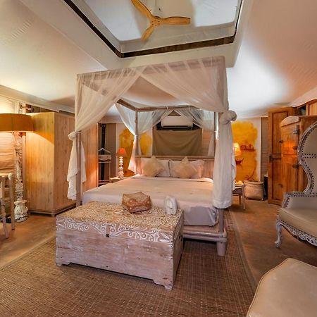 Khwan Beach Resort - Luxury Glamping And Pool Villas Samui - Adults Only - Sha Extra Plus Mae Nam Beach Exterior foto